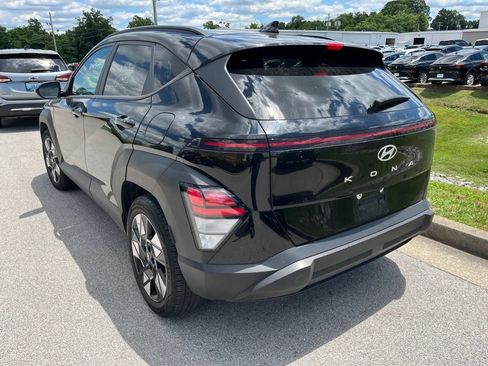 Used 2024 Hyundai Kona SEL FWD image 6