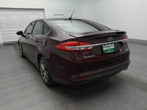 Used 2017 Ford Fusion SE w/ Equipment Group 201A FWD image 5