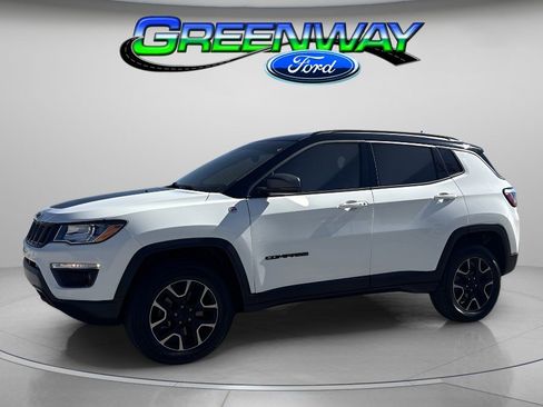 Used 2019 Jeep Compass Trailhawk w/ Cold Weather Group image 1