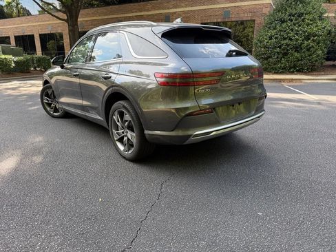 Used 2023 Genesis Electrified GV70 AWD/4WD image 3