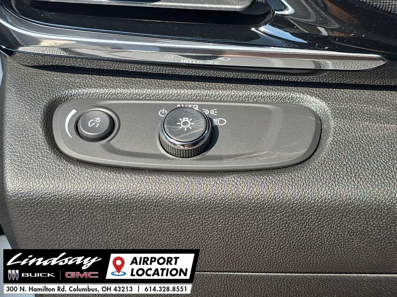 New 2026 Buick Envista Sport Touring w/ Convenience I Package FWD image 18