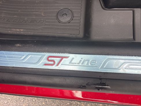 New 2026 Ford Explorer ST-Line w/ ST-Line Street Pack image 17