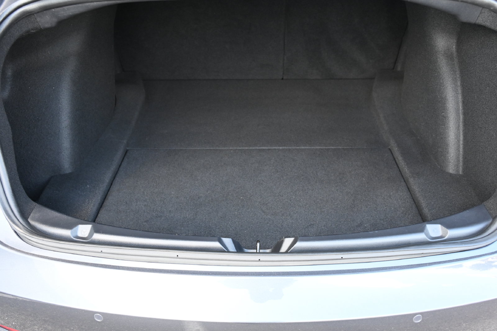 Used 2022 Tesla Model 3 Standard Range RWD image 18