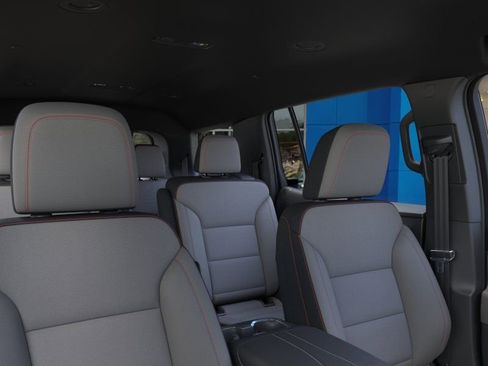 New 2026 Chevrolet Traverse LT w/ Driver Confidence Package FWD image 24