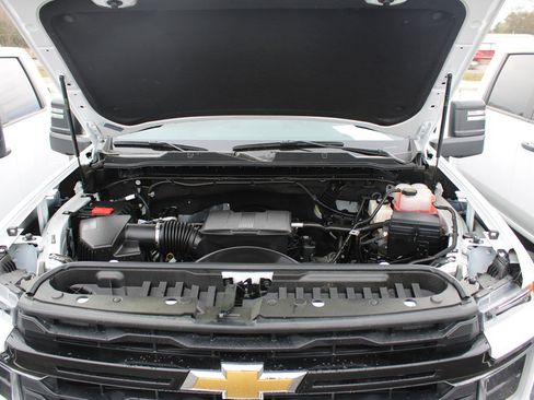 Used 2024 Chevrolet Silverado 2500 W/T w/ WT Convenience Package RWD image 40