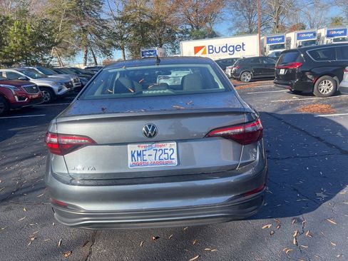 Used 2024 Volkswagen Jetta S image 25