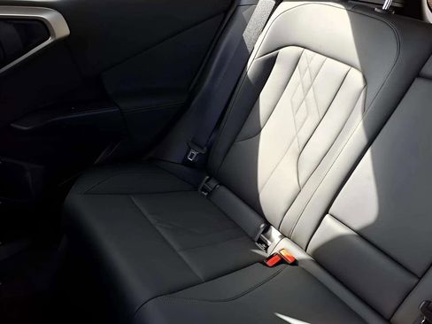 Used 2025 BMW X3 xDrive30i image 16