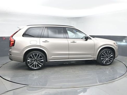 New 2026 Volvo XC90 B6 Ultra w/ Protection Package Premier image 9