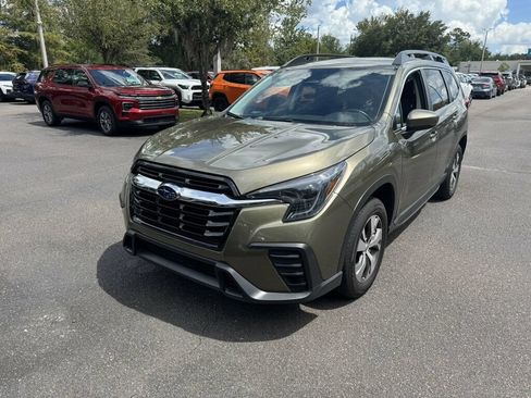 Used 2025 Subaru Ascent Premium AWD/4WD image 1