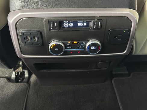 Used 2019 Ford Expedition Platinum AWD/4WD image 18