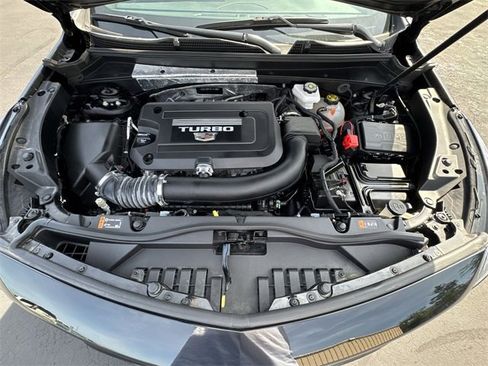 Used 2023 Cadillac XT4 Luxury image 30