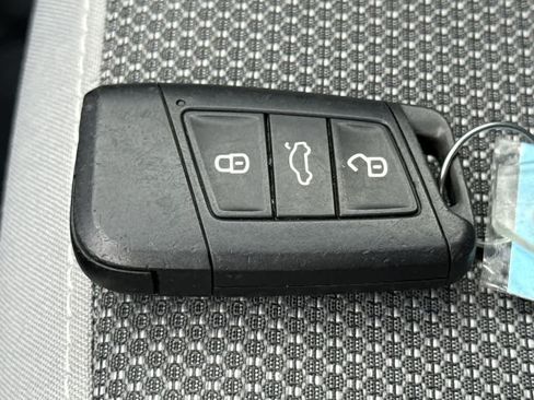 Used 2024 Volkswagen Taos S FWD image 28