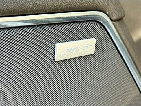 Used 2024 GMC Sierra 2500 SLT w/ SLT Premium Package image 18