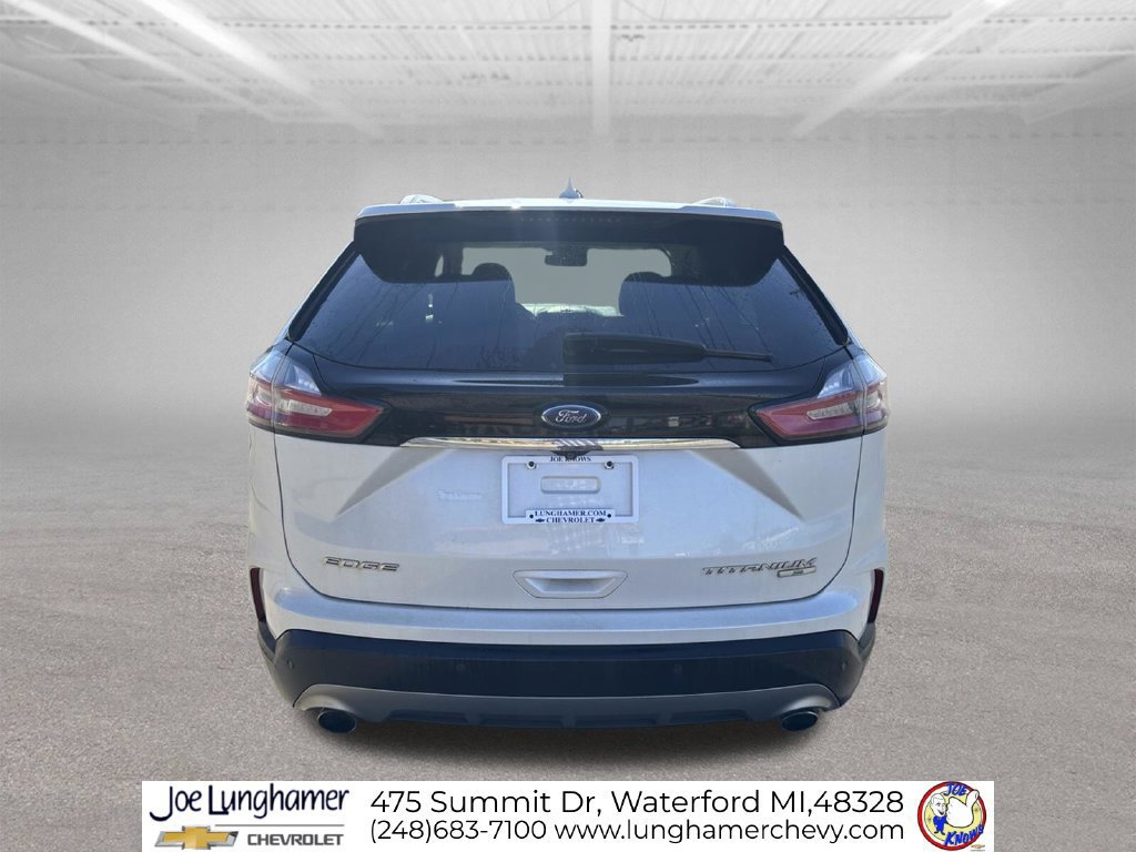 Used 2019 Ford Edge Titanium FWD image 4