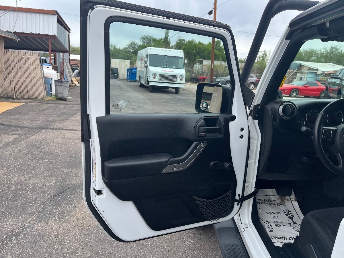 Used 2014 Jeep Wrangler Sport w/ Quick Order Package 24S AWD/4WD image 23