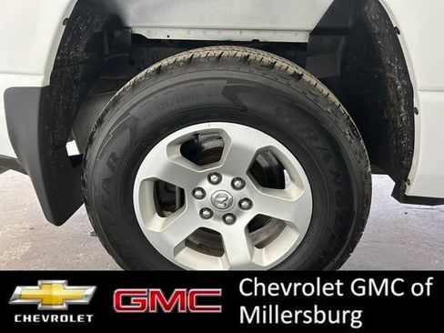 Used 2019 RAM 1500 Tradesman w/ SXT Appearance Group image 13