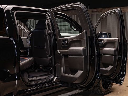 Used 2022 GMC Sierra 1500 AT4 w/ AT4 Premium Package image 29