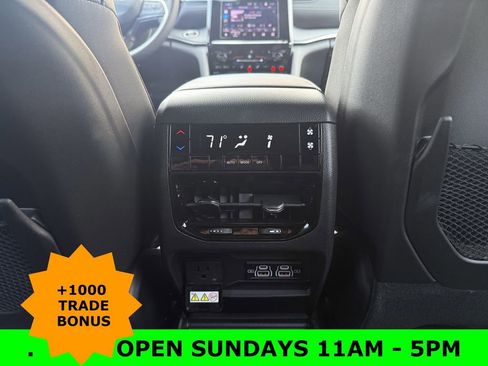 New 2025 Jeep Grand Cherokee L Altitude image 28