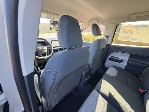 New 2025 Ford Maverick XLT w/ XLT Luxury Package image 25