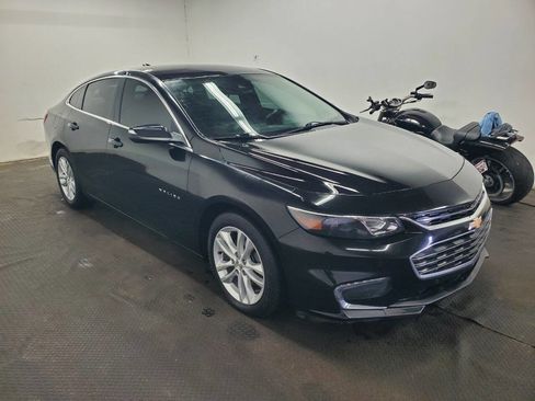 Used 2018 Chevrolet Malibu Hybrid w/ Driver Confidence Package image 3
