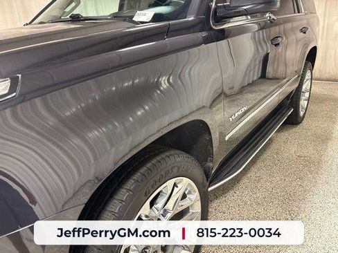 Used 2020 GMC Yukon SLT w/ Premium Edition AWD/4WD image 11
