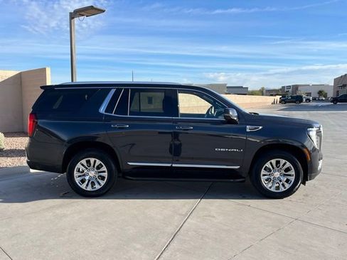 Used 2025 GMC Yukon Denali image 3