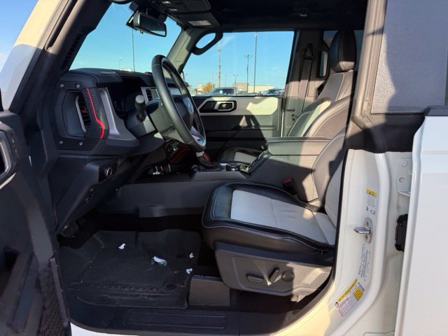 Used 2026 Ford Bronco Outer Banks w/ Sasquatch Package AWD/4WD image 14