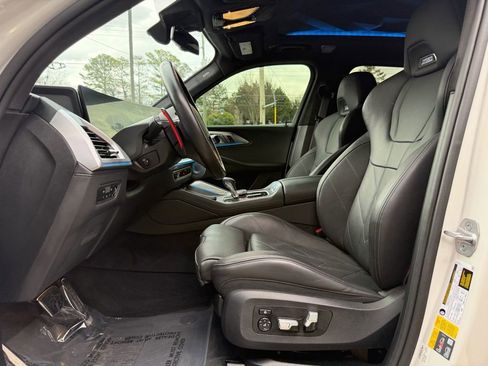 Used 2023 BMW XM image 25