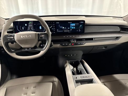 New 2026 Kia EV9 Wind AWD/4WD image 4