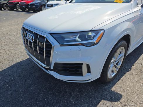 Used 2022 Audi Q7 3.0T Premium Plus AWD/4WD image 9