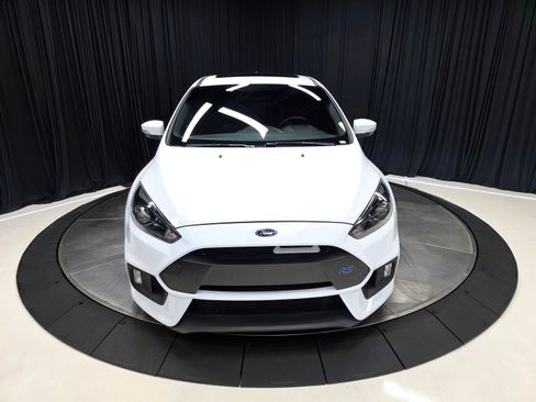 Used 2017 Ford Focus RS AWD/4WD image 8