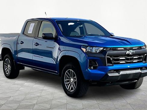 Certified 2023 Chevrolet Colorado LT w/ LT Convenience Package II image 2