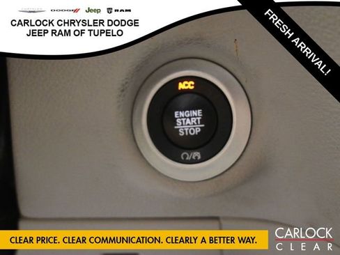 Used 2021 Chrysler Pacifica Touring-L image 21