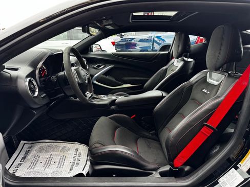 Used 2023 Chevrolet Camaro ZL1 image 13