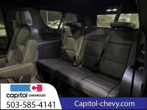 Used 2024 GMC Yukon XL Denali w/ Advanced Technology Package image 13