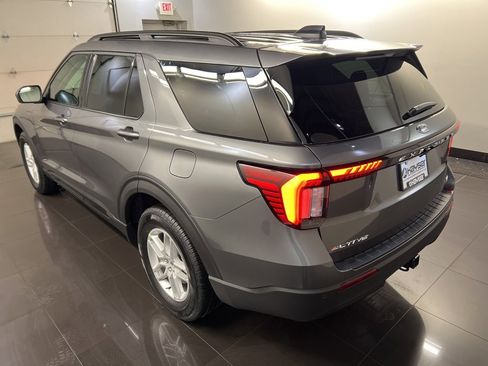 New 2026 Ford Explorer Active image 4