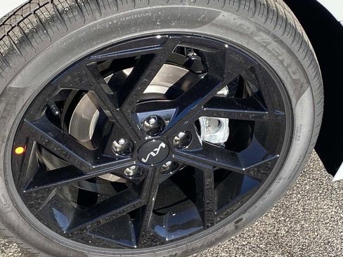 New 2026 Kia K5 GT-Line image 5