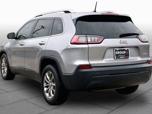 Used 2019 Jeep Cherokee Latitude Plus FWD image 12