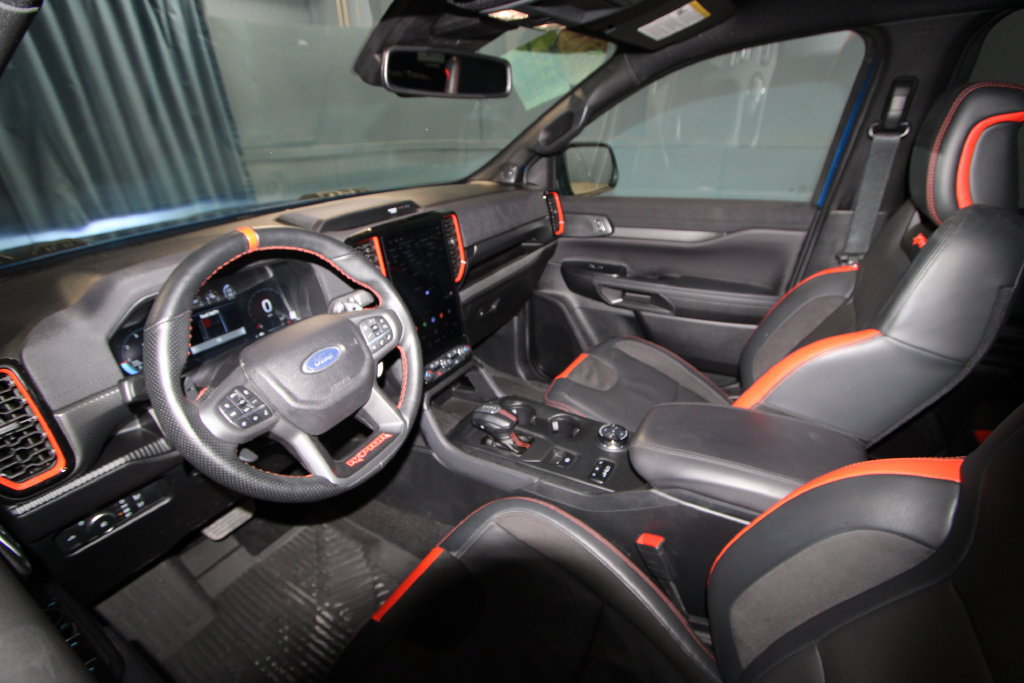 Used 2025 Ford Ranger Raptor AWD/4WD image 2