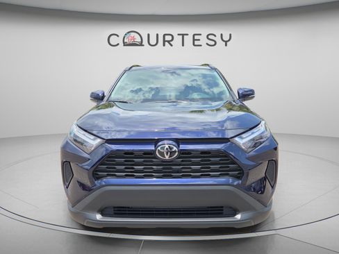 Certified 2025 Toyota RAV4 XLE w/ Convenience Package FWD image 8