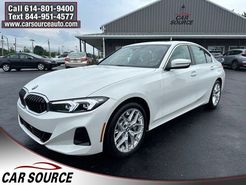 Used 2026 BMW 330i xDrive Sedan w/ Premium Package AWD/4WD image 2