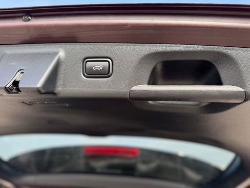 Used 2025 Hyundai Palisade SEL image 8