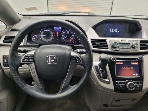 Used 2016 Honda Odyssey SE image 22