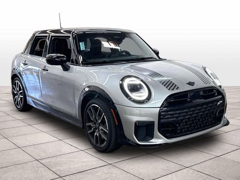 Used 2025 MINI Cooper S FWD image 2