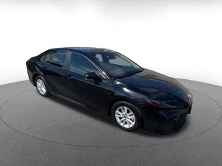 Used 2025 Toyota Camry LE video 2