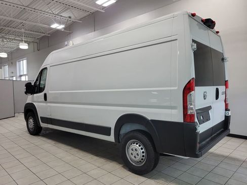 Used 2024 RAM ProMaster 2500 image 4