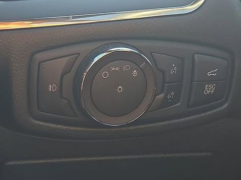 Used 2019 Ford Edge ST w/ Convenience Package image 29