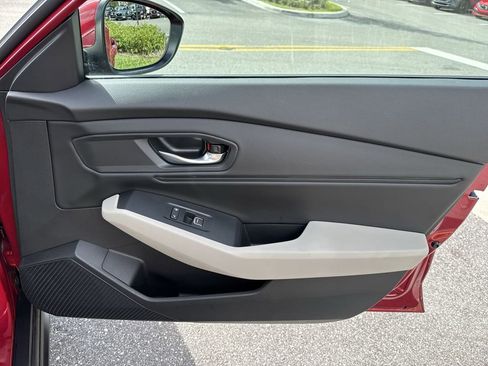 Used 2024 Honda Accord EX image 43