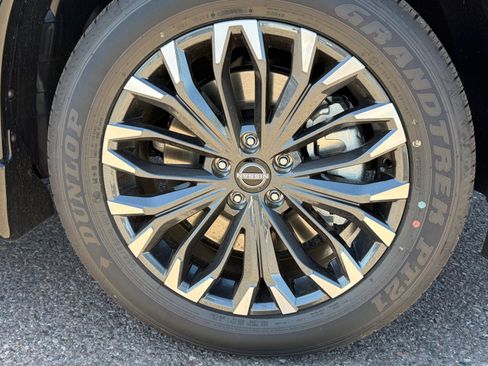 New 2026 Nissan Rogue Platinum w/ Tech Package image 10