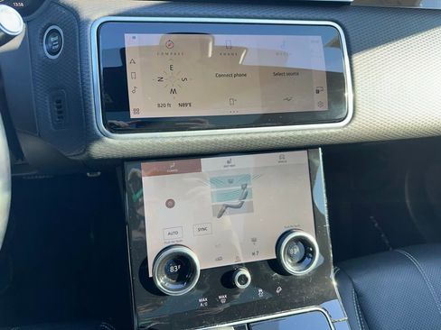 Used 2021 Land Rover Range Rover Velar R-Dynamic S image 20